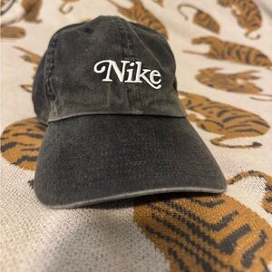Nike heritage black/gray washed hat